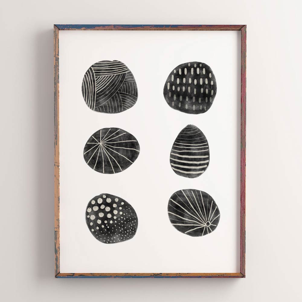 Black dots art frame